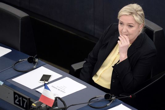 Les trois affaires qui menacent Marine Le Pen…